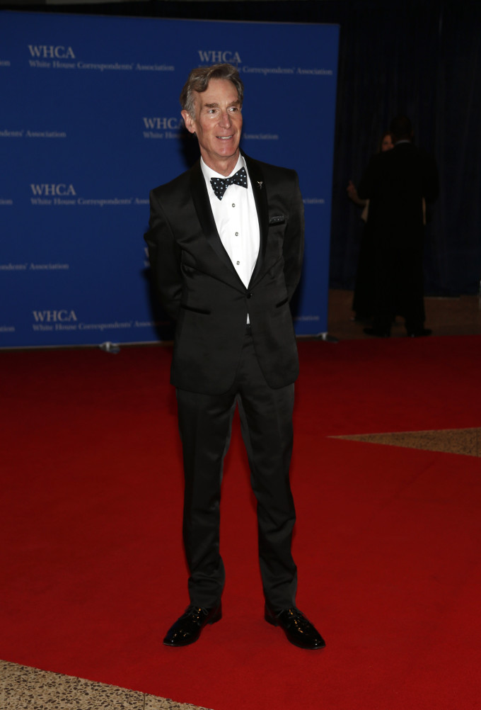 Bill Nye arrives on the red carpet for the 2016 White House Correspondents' Association Dinner